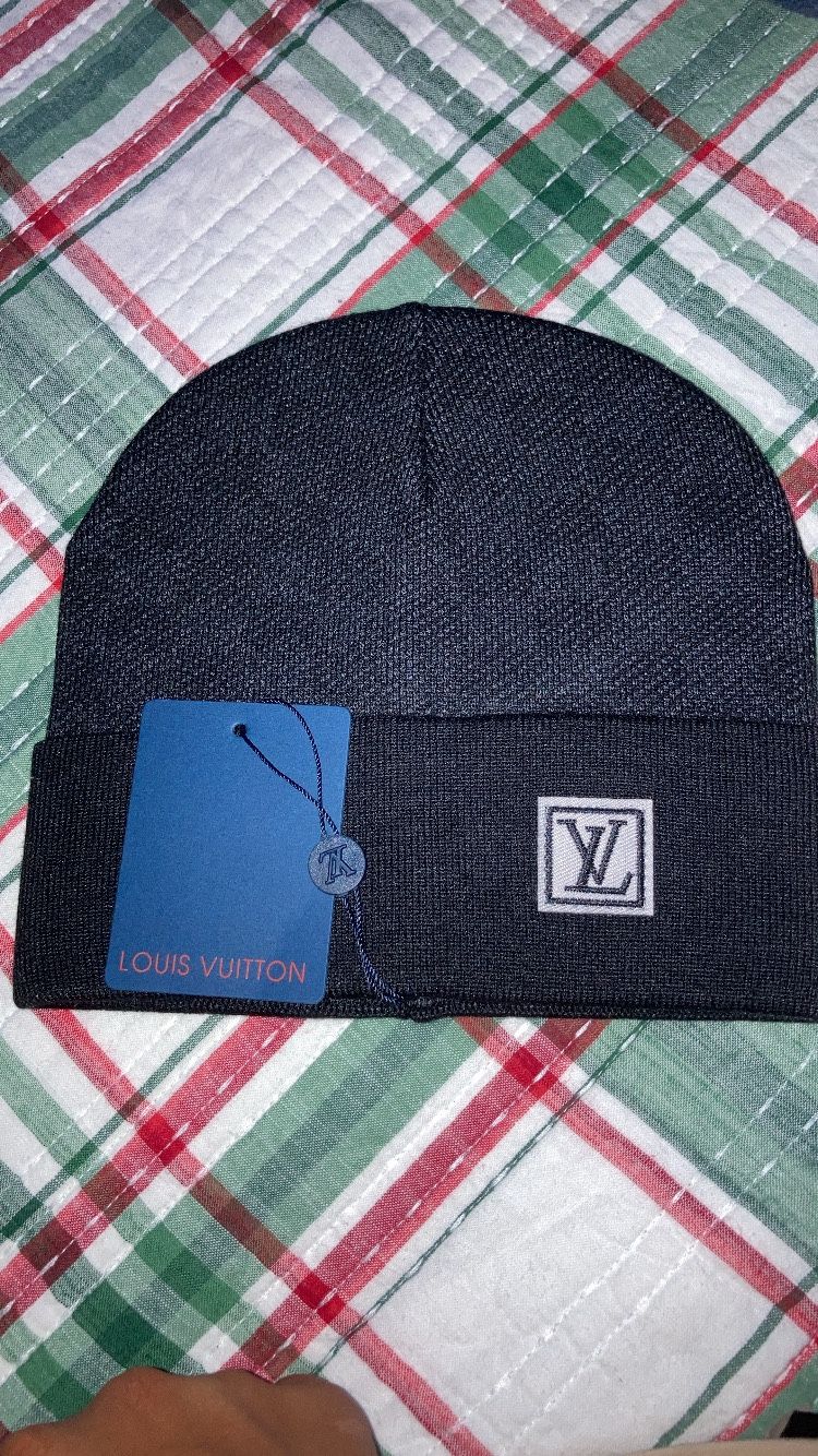 l v beanie (dark black)