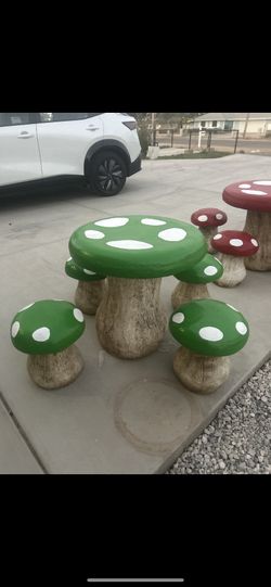 Mushroom Table