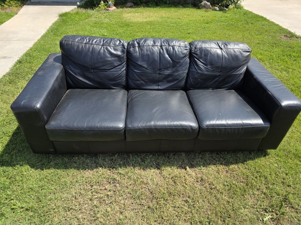 Black Sofa Quality Leather