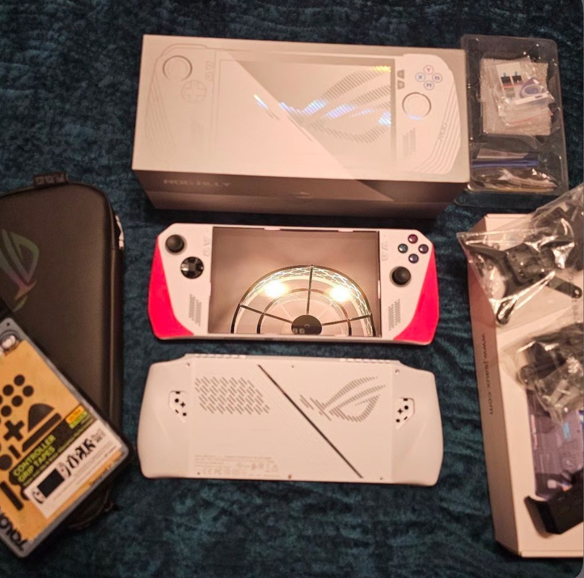 ASUS ROG Ally Z1Extreme CIB 2TB