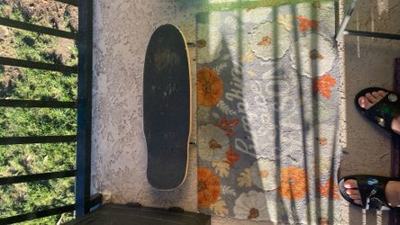 Skate Board With Skull (Grip Tape Is Original And Barley Used)