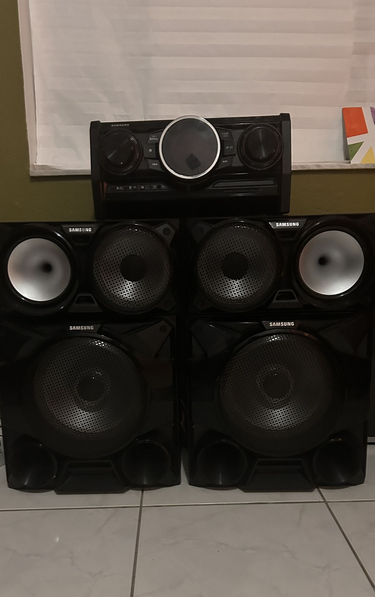 Samsung 2200 Watt Giga Sound System Giga Beat Gigabeat Gigasound