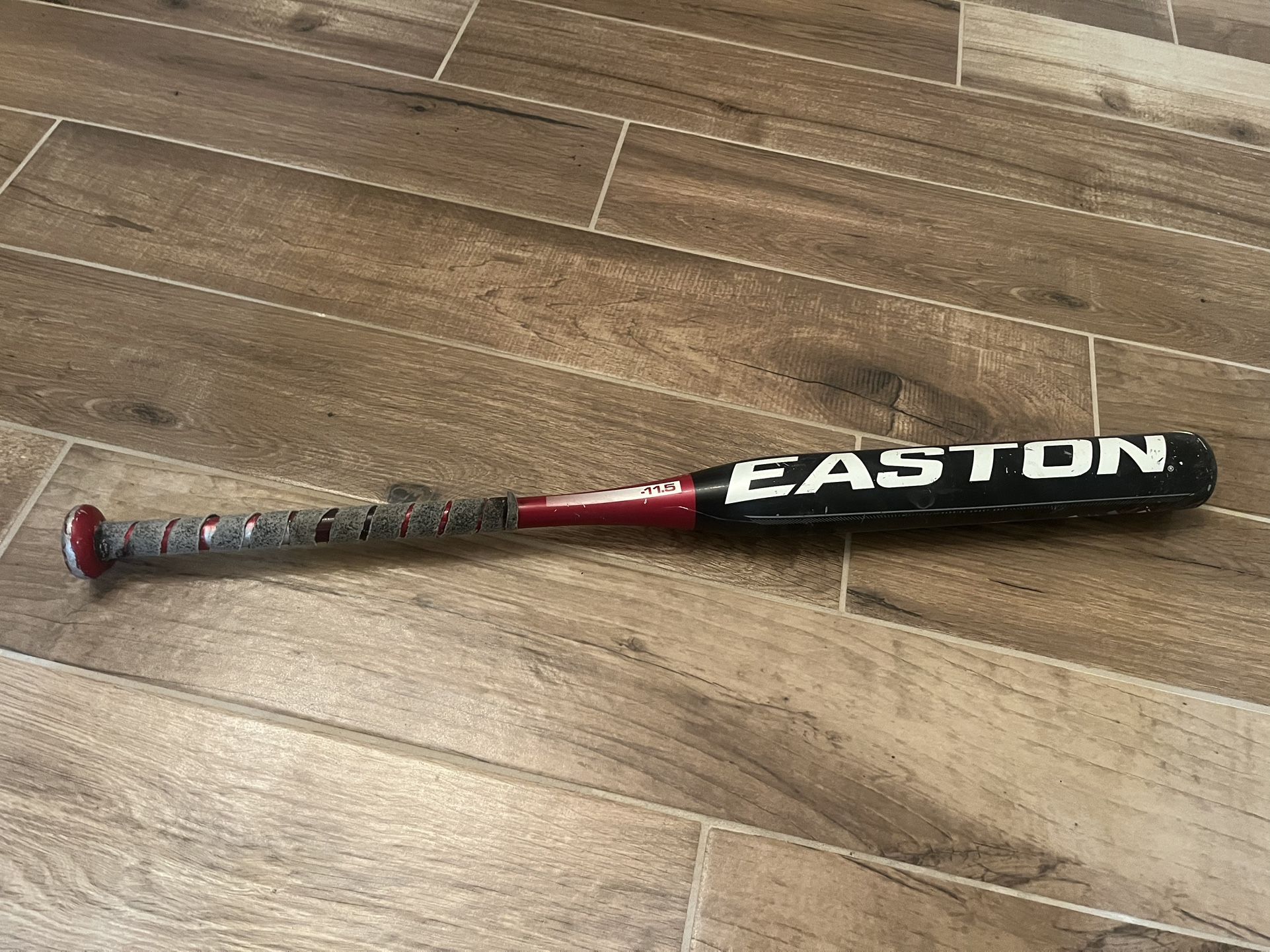 Easton 30” Softball Bat