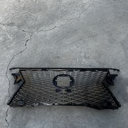 2016-2019 RX350/RX450H (w/ F-Sport Package) Front Upper Grille Assembly w/Camera Hole