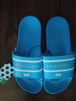 Brand New With Tags World Cup Argentina Men's Slides Size 9/10