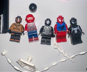 LEGO MINIFIGURES