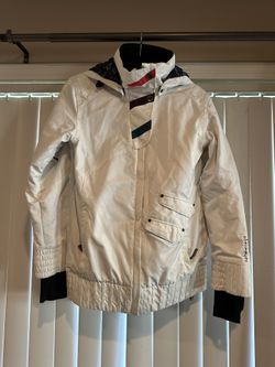Obermeyer Insulated Snowboard Ski Jacket (Women’s 6)
