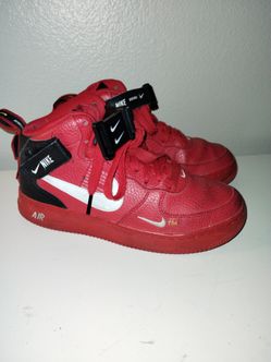 Nike Air Force ‘07 Lv8 Red Black Size 4.5Y Youth *Missing Buckle*Used