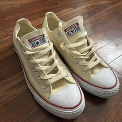 👟 Converse Chuck Taylor Low Tops – Size 7.5 🧼 Cream Canvas + Brown Sole 🌟 Ships Fast!