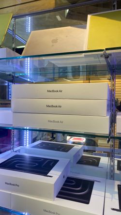 15”MacBook Air m5 16Ram 1TB SSD  open box