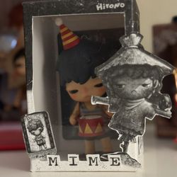 Custom Hirono Keychain With Custom Display Box 