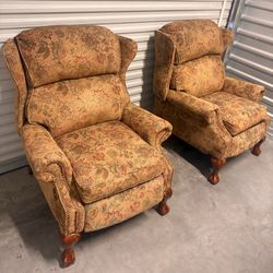 Traditional recliner chairs
