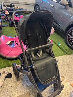 Uppababy Vista stroller and accessories