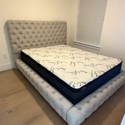 New Queen Platform Bed Frame + Pillow Top Mattress