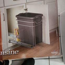 Kitchen Trash Can