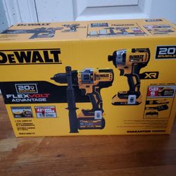 Dewalt 20V FLEXVOLT Hammerdrill & Impact kit