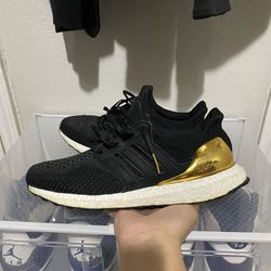 adidas ultra boost gold medal size 9