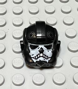 LEGO Star Wars Stormtrooper Type 2, Black Ace Skull Pattern Part 87556pb10 NICE!