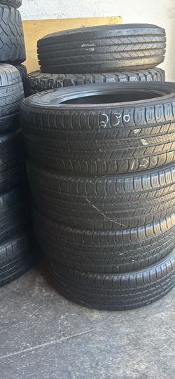 225/65/17 Good year Assurance Tires