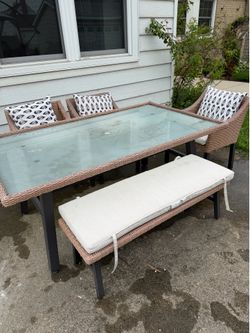 Outdoor patio set 4 chairs + bench with cushions