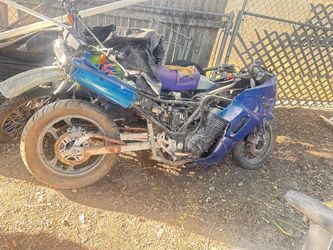 Project Bikes  2001 Ninja  500cc