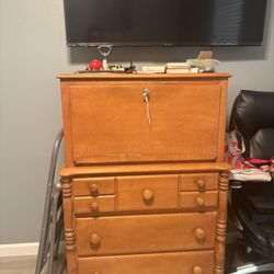 Secretary Cabinet - Desk 