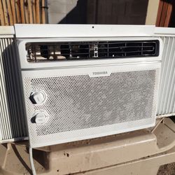 Window AC Unit