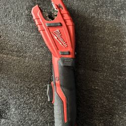 Milwaukee Copper Cutter