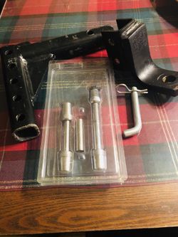 Adjustable 1 1/2" trailer hitch/tow package with lock