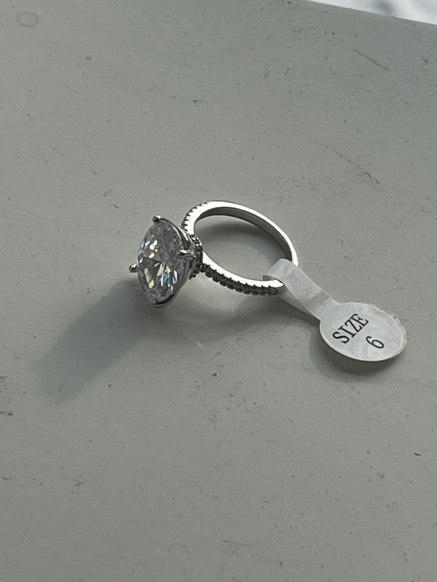 Stunning Oval Engagement Ring 925 Stamped