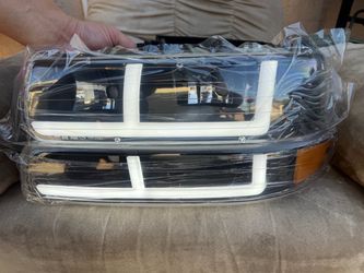 00-06 Chevy Tahoe Silverado Black Amber Reflector LED Strip Headlights Parking Lights