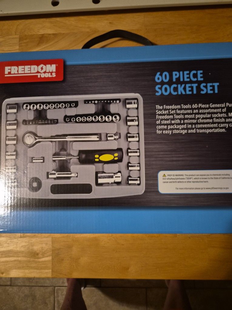 60 PIECE SOCKET SET NEW IN BOXThe 