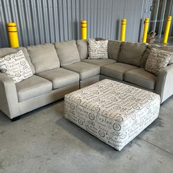 ( Free Delivery ) Ashley Large Light Gray Sectional Couch with Ottoman