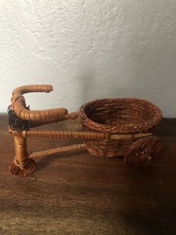 Rattan Tricycle Table Basket 