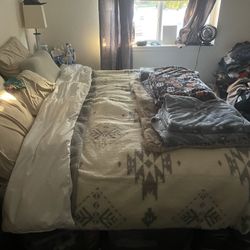 Numerous Household Items For Sale