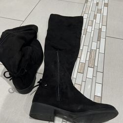 Above knee boots size 7 woman