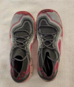 Nike Free Flyknit US 7 Good Conditions Grey Pink