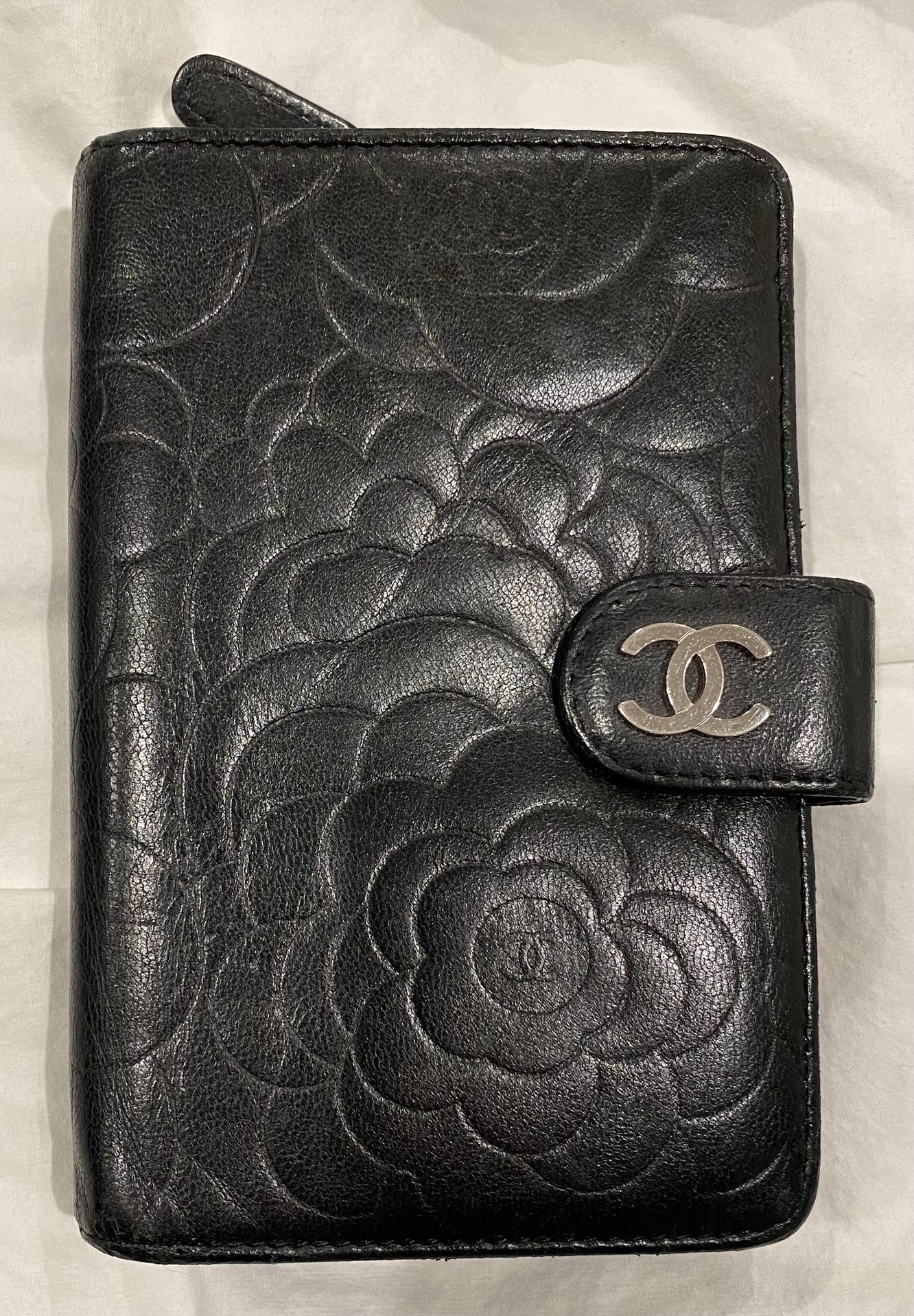 Channel Wallet Black Good Condition 
