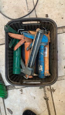Caulking Guns  All For 20