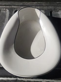 Antique porcelain enamel bed pan