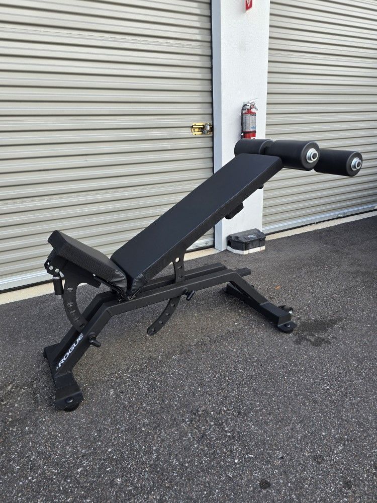 Weight Rogue Adjustable Bench