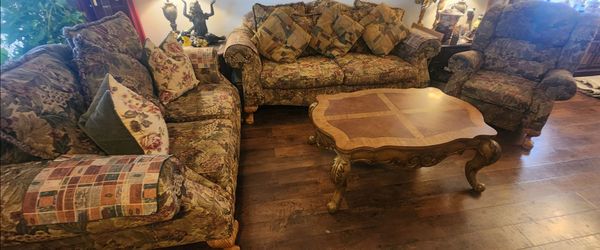 Complete 4-Piece Traditional Floral Living Room Set (Sofa, Loveseat, Chair, Coffee Table)