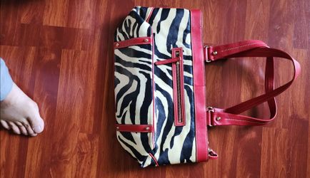 dooney and bourke large bag