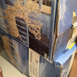 ✨ Pre-Lit Grapevine Reindeer – Set of 2 (Animated & Stationary) | Warm White Lights ✨