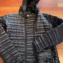 Patagonia Women’s Down Sweater (medium)