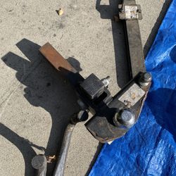 Weight Distribution Hitch