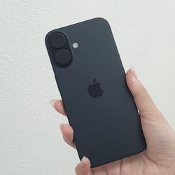 iPhone 16 Plus 6.7" (Unlocked) 128GB Fair Black