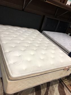 Mattress Hybrid Queen