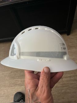 Brand new hard hat