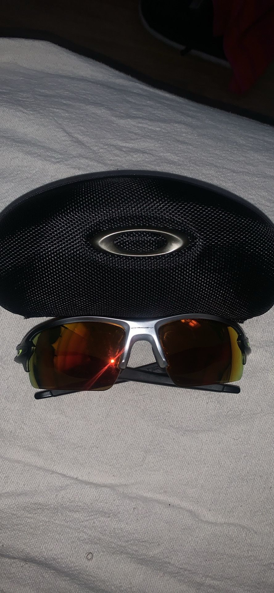 Custom Oakley Flat 2.0 With Case